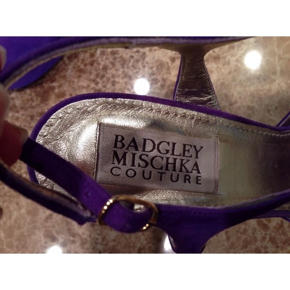 BADGLEY MISCHKA PURPLE SUEDE PEEP TOE HEEL - Picture 5 of 7